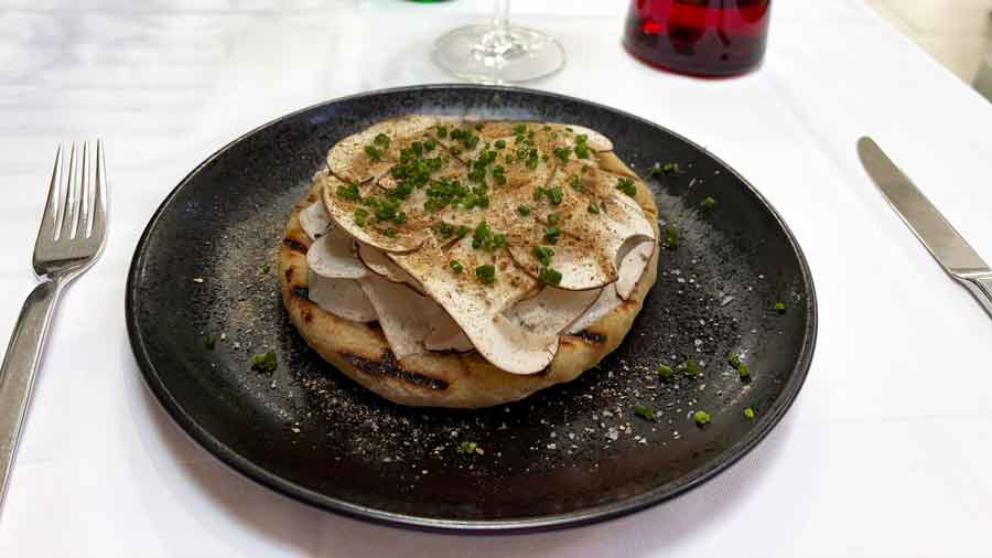 vinodol-vrganji-flatbread